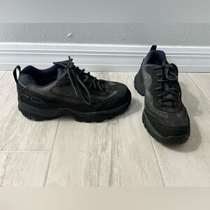L.L. BEAN Women’s Trail Hiking Shoes 7